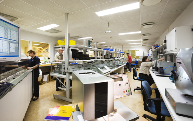 Laboratoire d'applications chez Lorentzen & Wettre � Stockholm